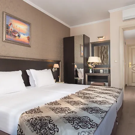 Hotel & Diamant