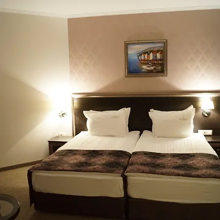 Hotel & Diamant